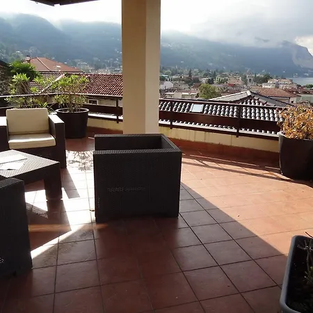 Vista Lago Apartment Stresa