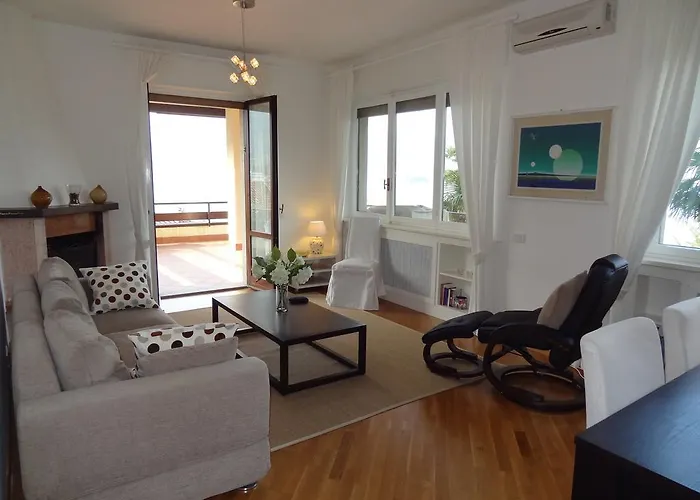 アパート Vista Lago ストレーザ